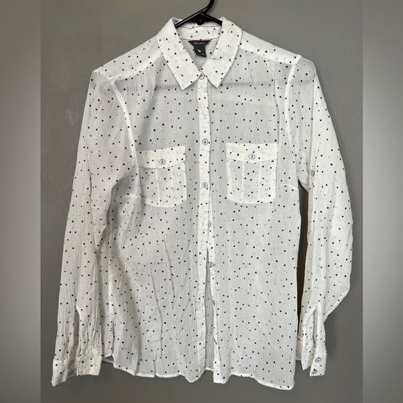 Lot of 5 button ups! Like new! - Picture 8 of 14